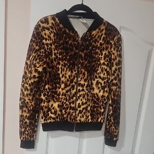 5 /$20 Chic Leopard Print Bomber Jacket
